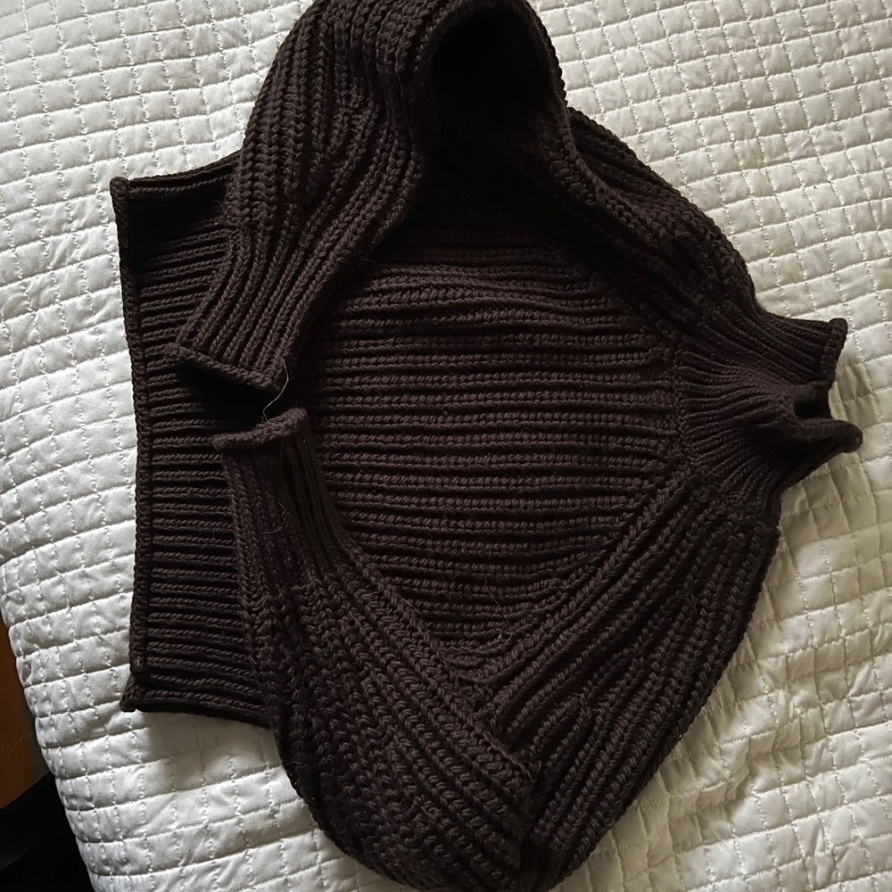 H&M Brown Chunky Sweater
